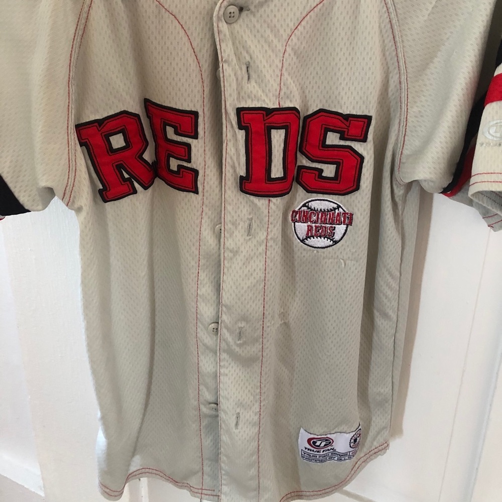 Cincinnati Reds Jersey
